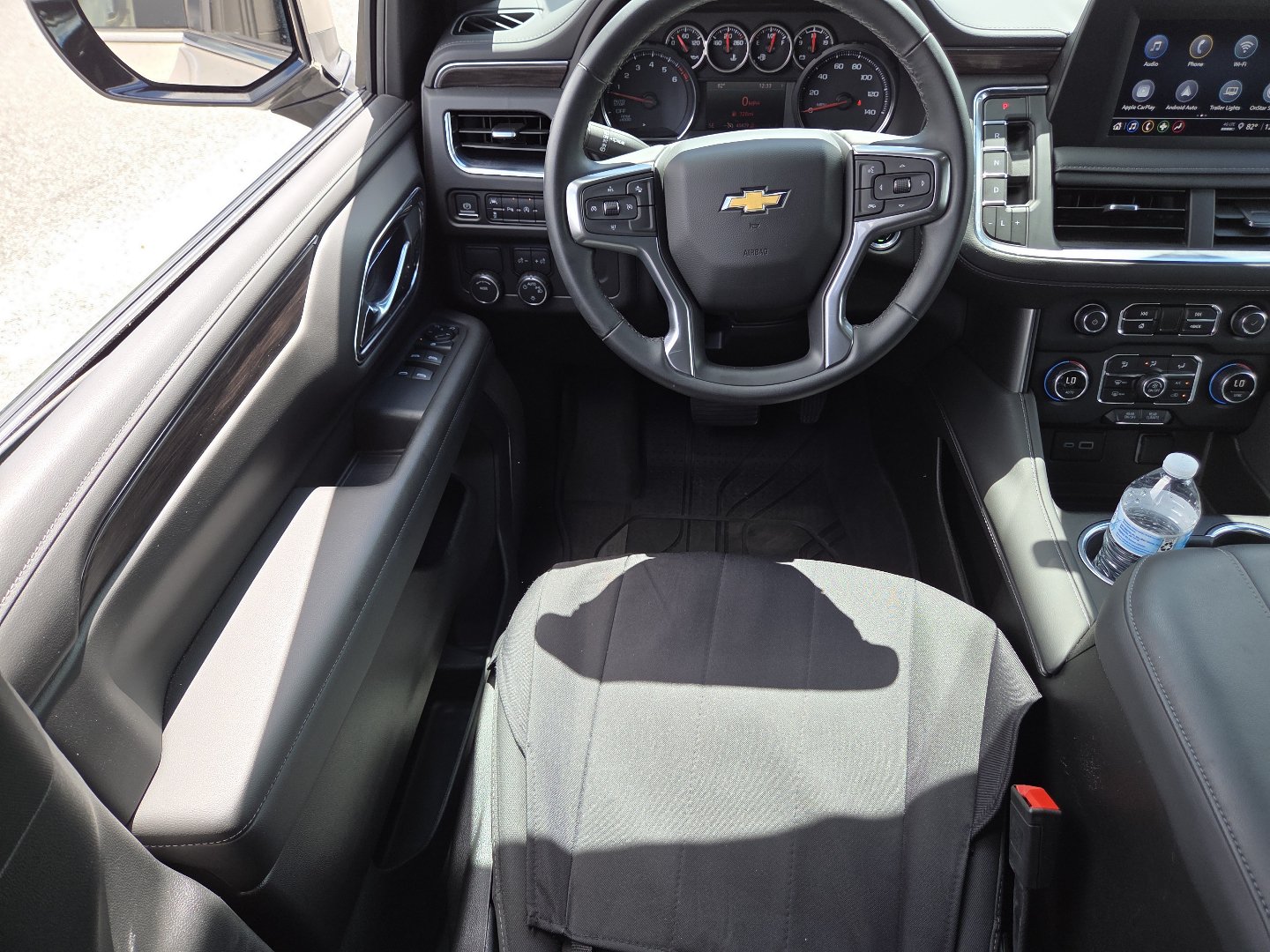 Used 2023 Chevrolet Suburban LS w/ Driver Alert Package RWD image 22