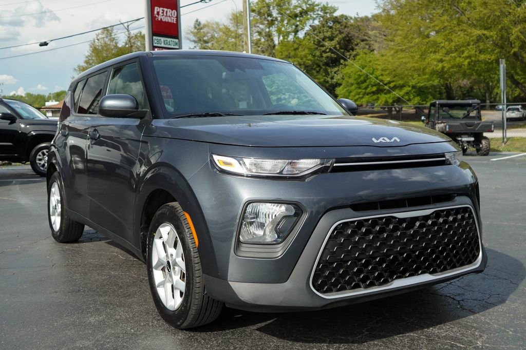 Used 2022 Kia Soul LX w/ Technology Package image 35