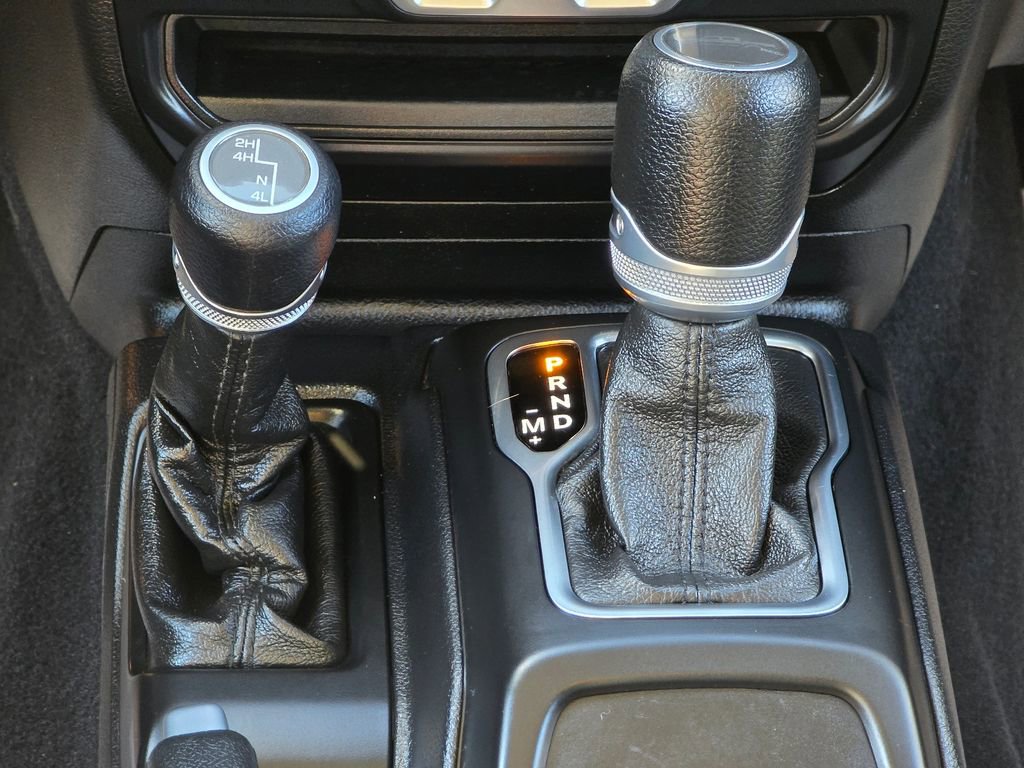 Used 2020 Jeep Gladiator Sport w/ Quick Order Package 24S image 19