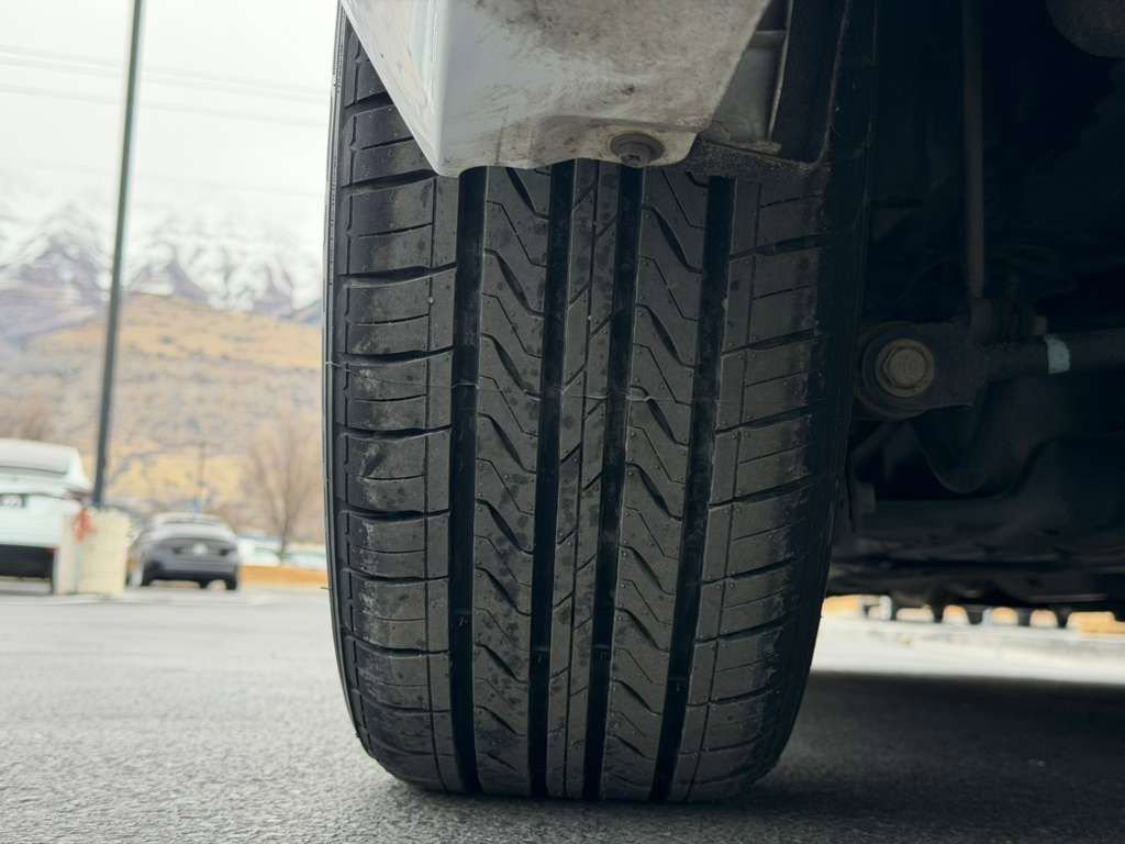 Used 2016 Toyota Camry SE image 31