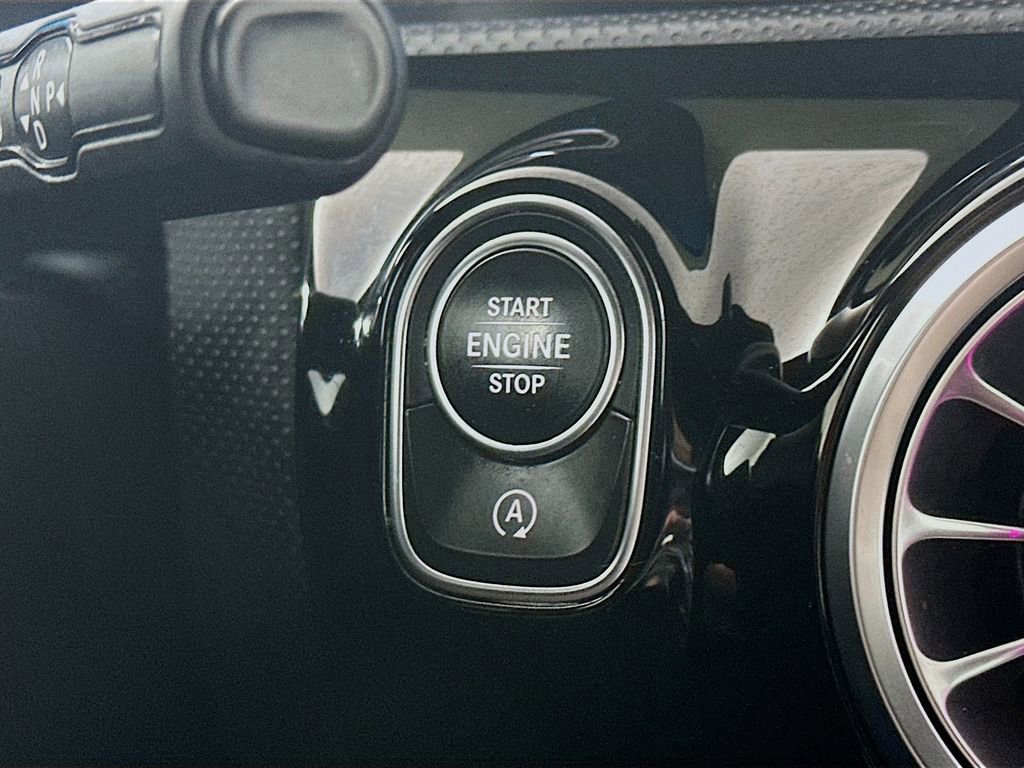 Used 2021 Mercedes-Benz A 220 4MATIC image 27