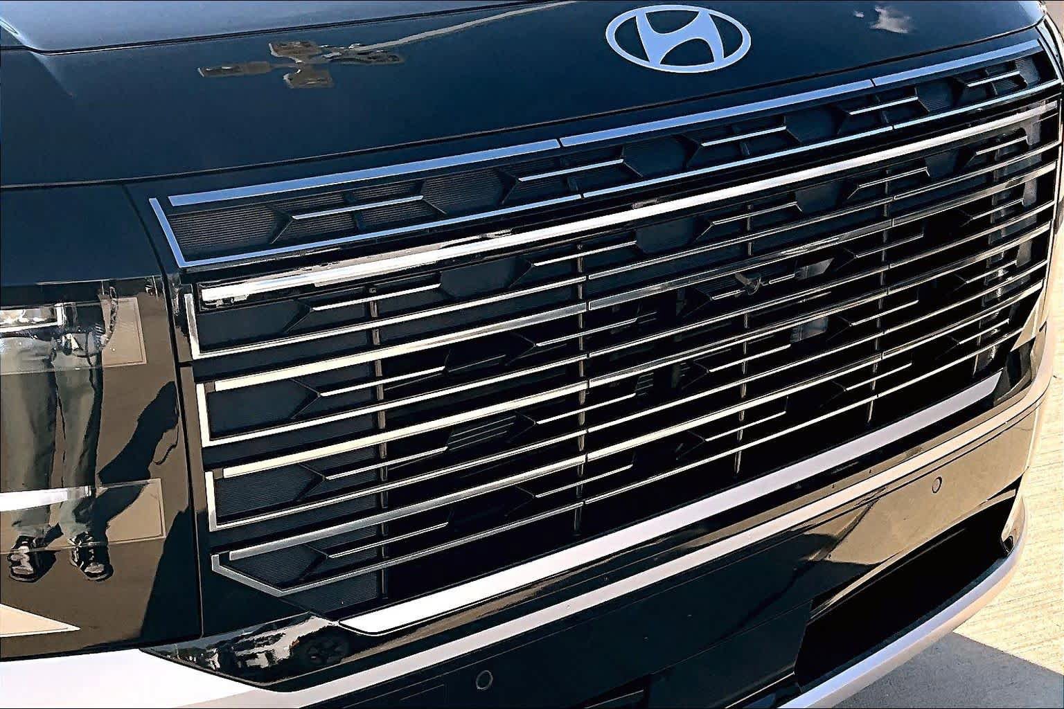 Certified 2026 Hyundai Palisade Calligraphy AWD/4WD image 28