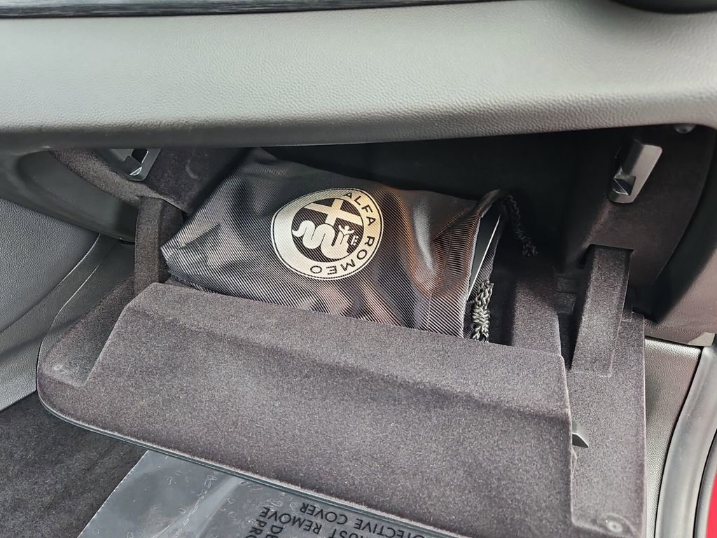 Used 2022 Alfa Romeo Giulia Sprint image 19