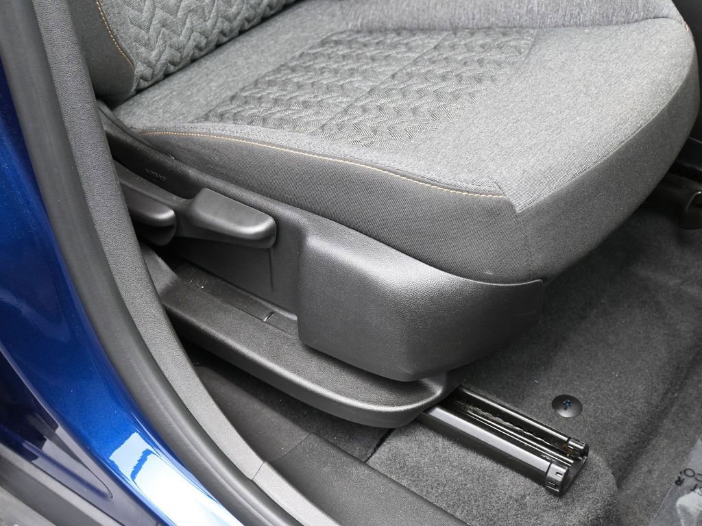 Used 2023 Chevrolet Equinox LT image 42