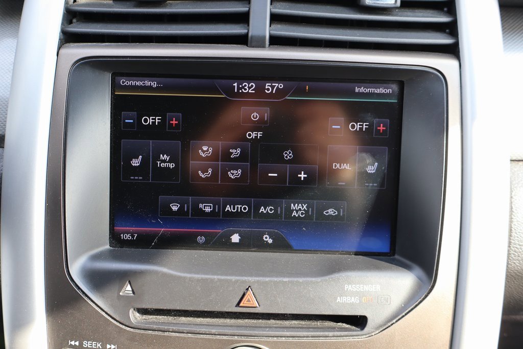 Used 2014 Ford Edge SEL w/ Equipment Group 205A image 9