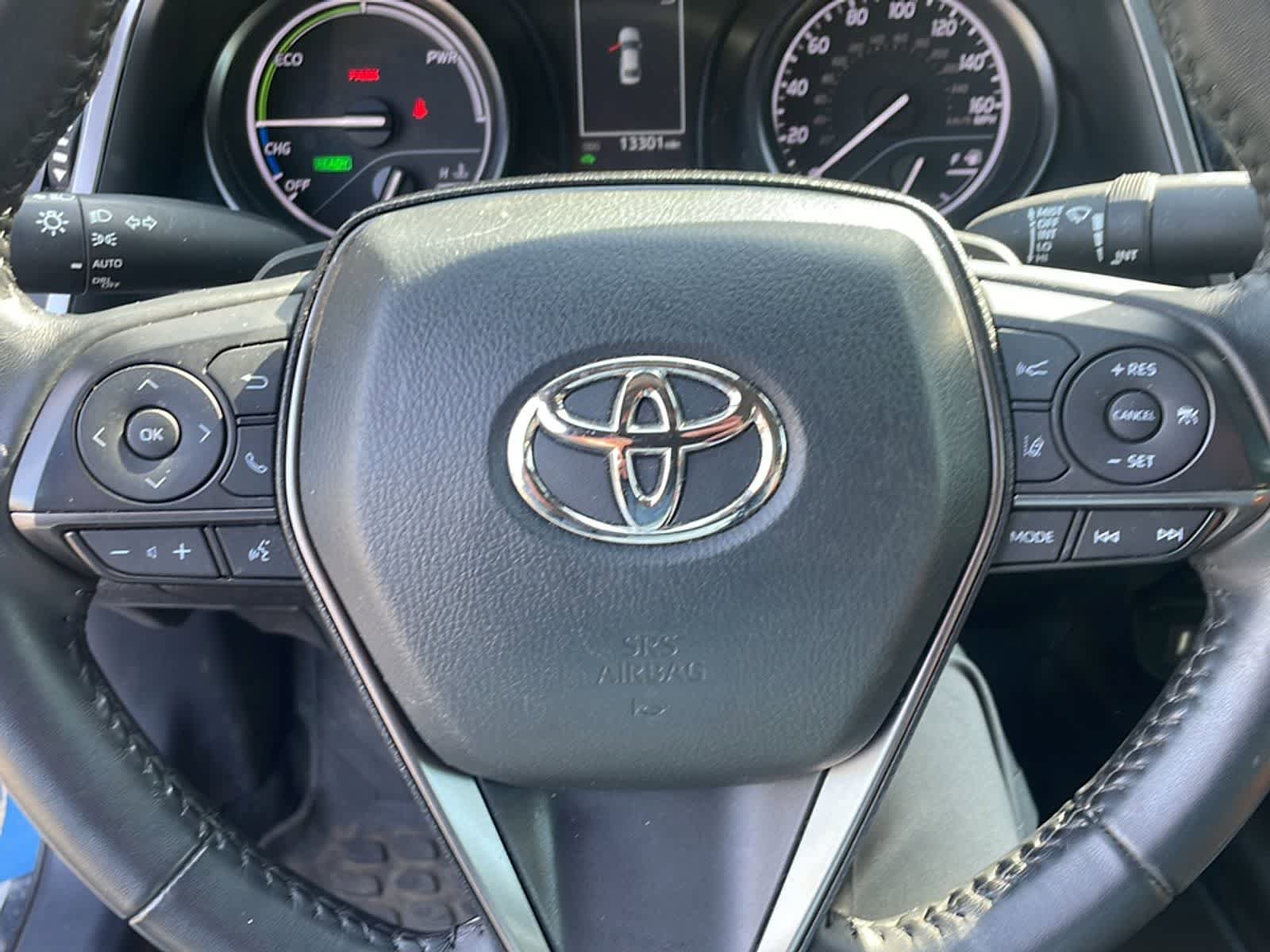 Used 2023 Toyota Camry SE FWD image 17