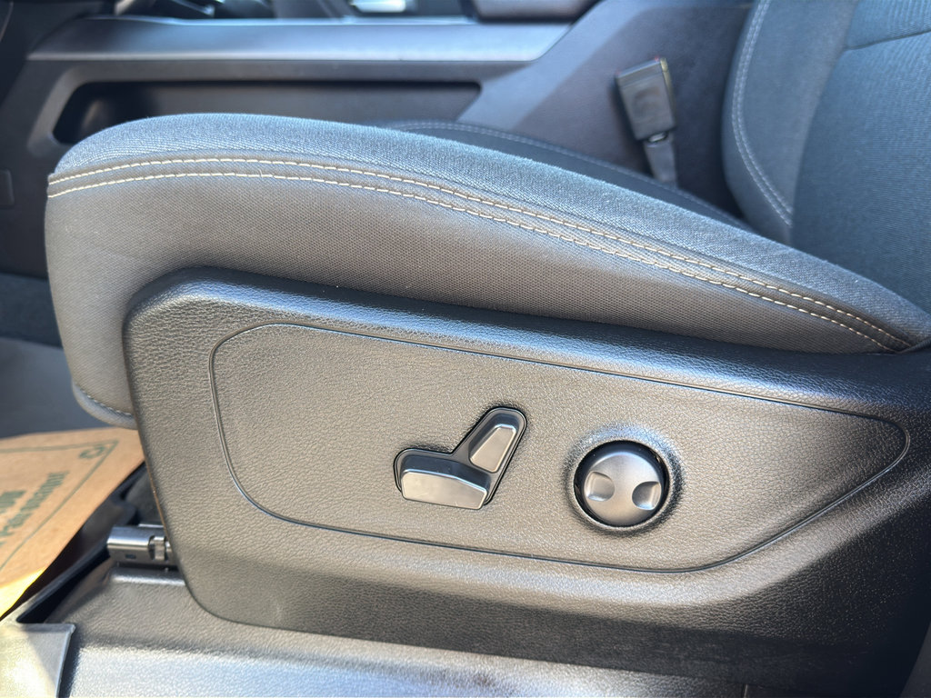 Used 2022 RAM 1500 Big Horn AWD/4WD image 16