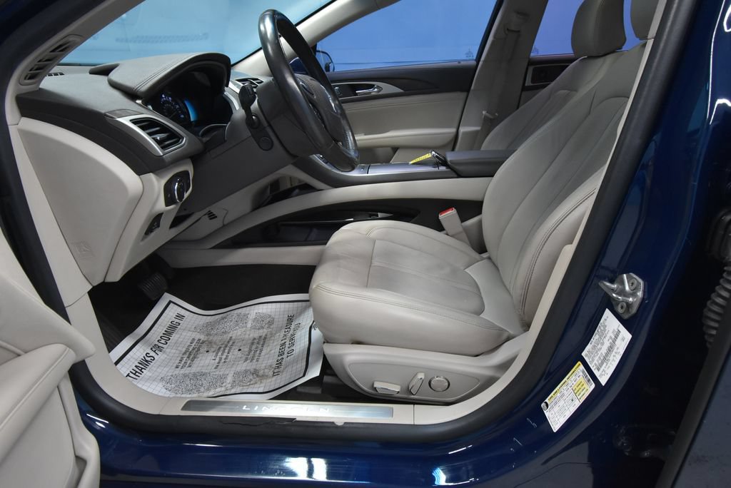 Used 2020 Lincoln MKZ Reserve w/ Elements Package FWD image 7