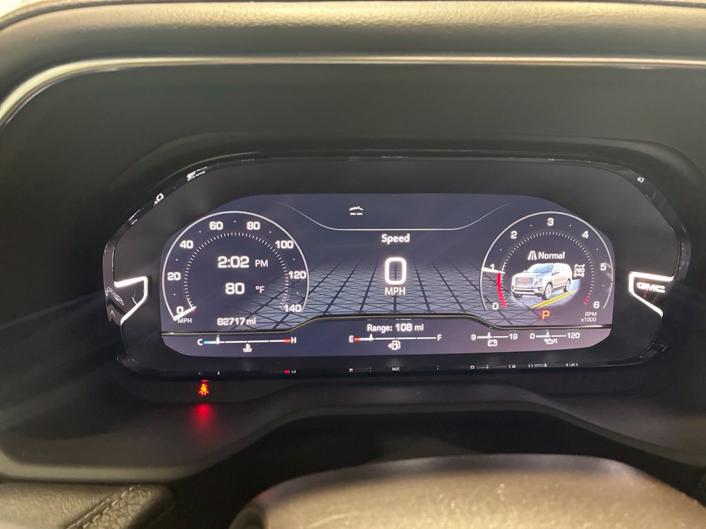 Used 2022 GMC Yukon Denali w/ Denali Premium Package AWD/4WD image 24