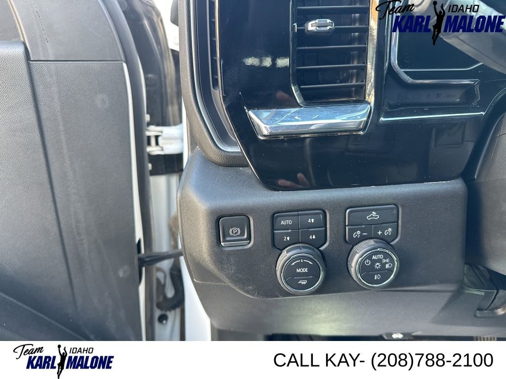 Used 2023 Chevrolet Silverado 1500 RST AWD/4WD image 23