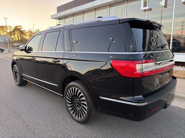 Used 2021 Lincoln Navigator L Black Label w/ Cargo Convenience Package image 3