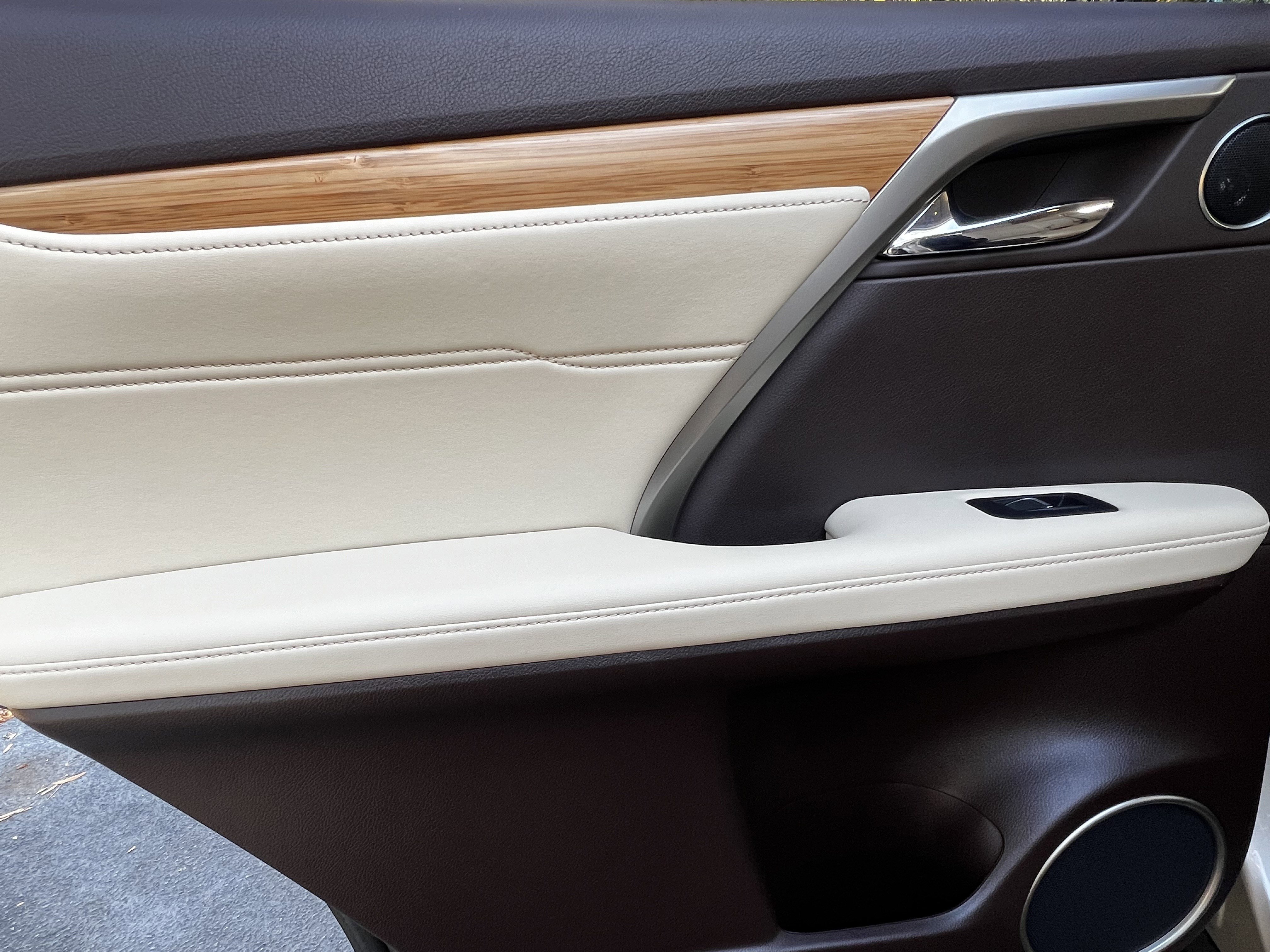 Used 2018 Lexus RX 350L image 30