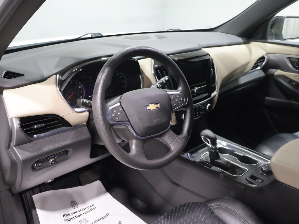 Used 2022 Chevrolet Traverse LS AWD/4WD image 14