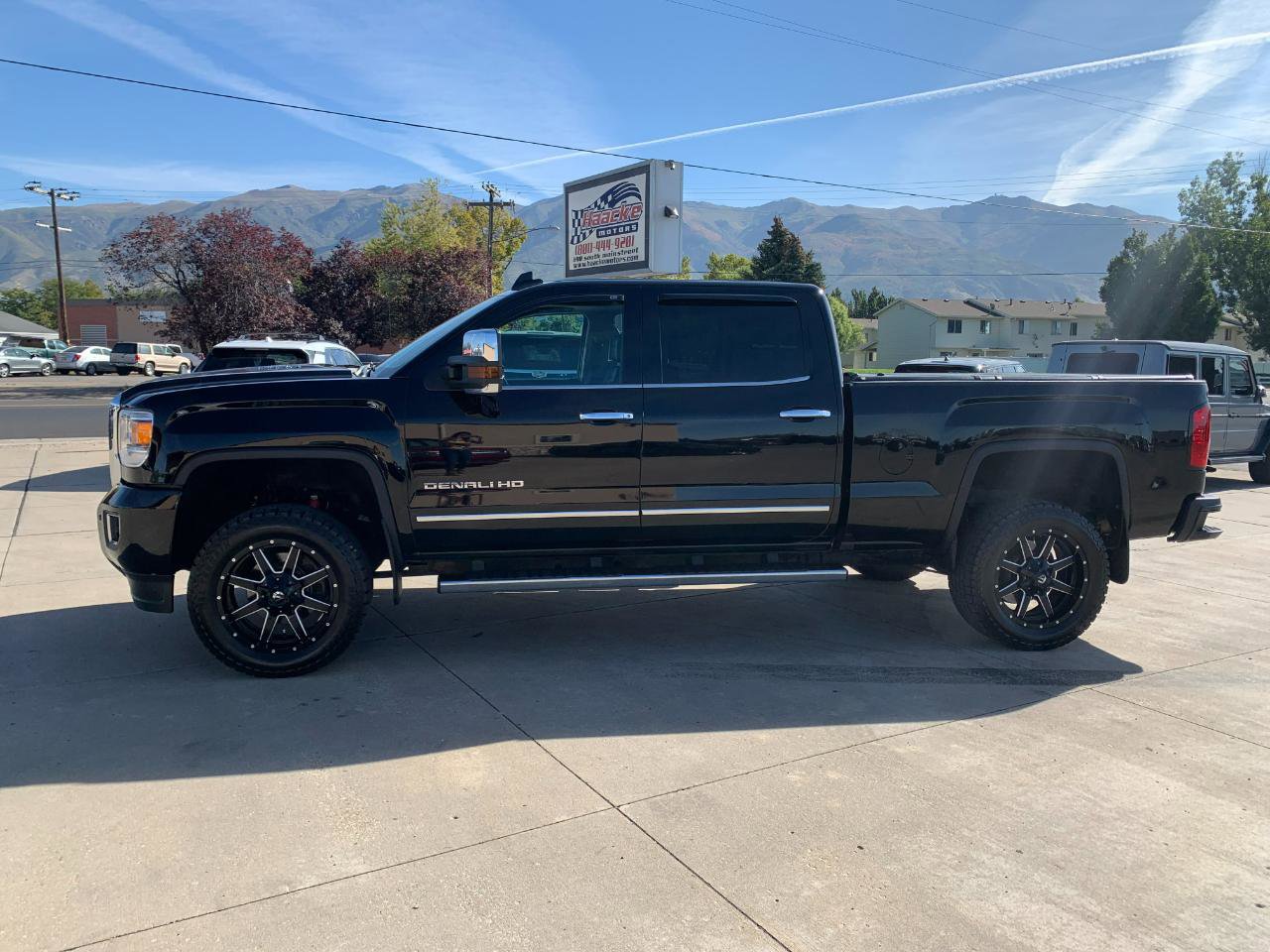 Used 2016 GMC Sierra 2500 Denali w/ Duramax Plus Package image 3
