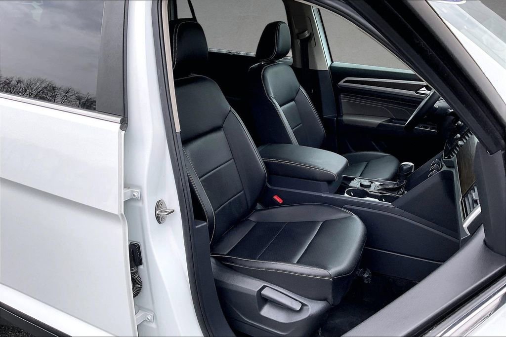 Used 2023 Volkswagen Atlas SE image 29
