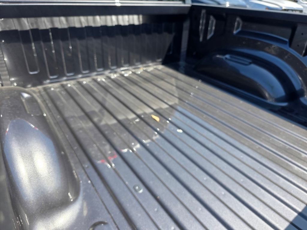 New 2026 RAM 1500 Laramie w/ Night Edition AWD/4WD image 11