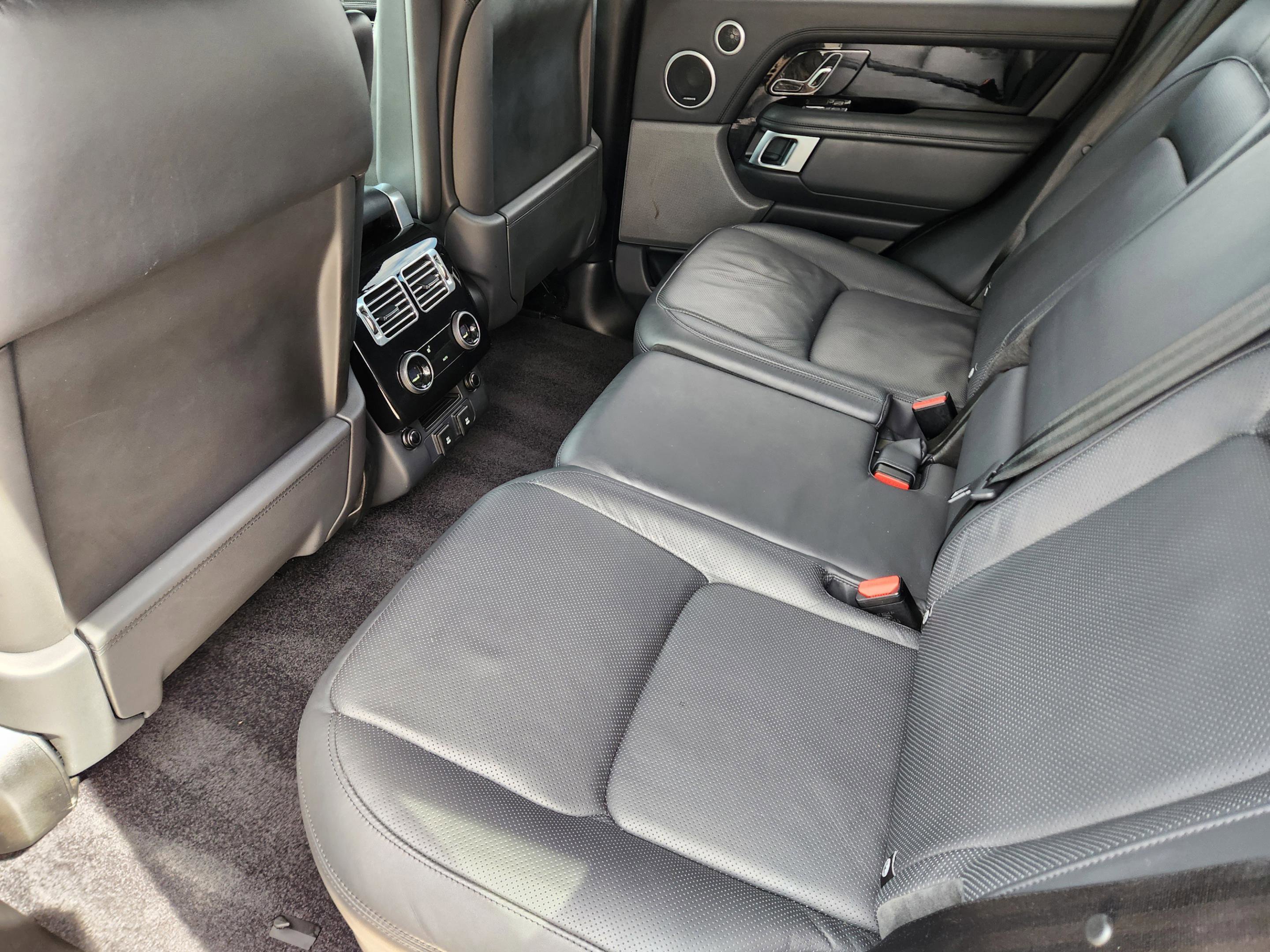Used 2020 Land Rover Range Rover HSE AWD/4WD image 30