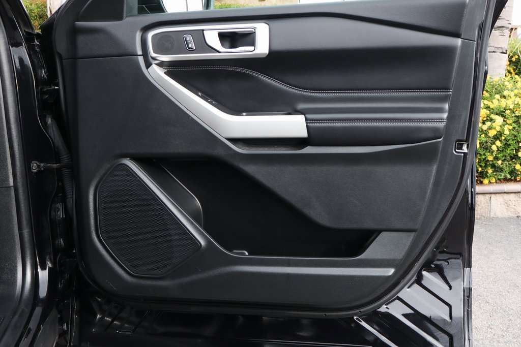 Used 2023 Ford Explorer XLT w/ Class IV Trailer Tow Package image 41