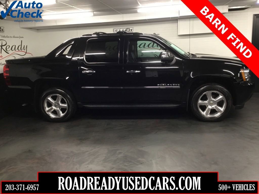 Used 2012 Chevrolet Avalanche LTZ image 1