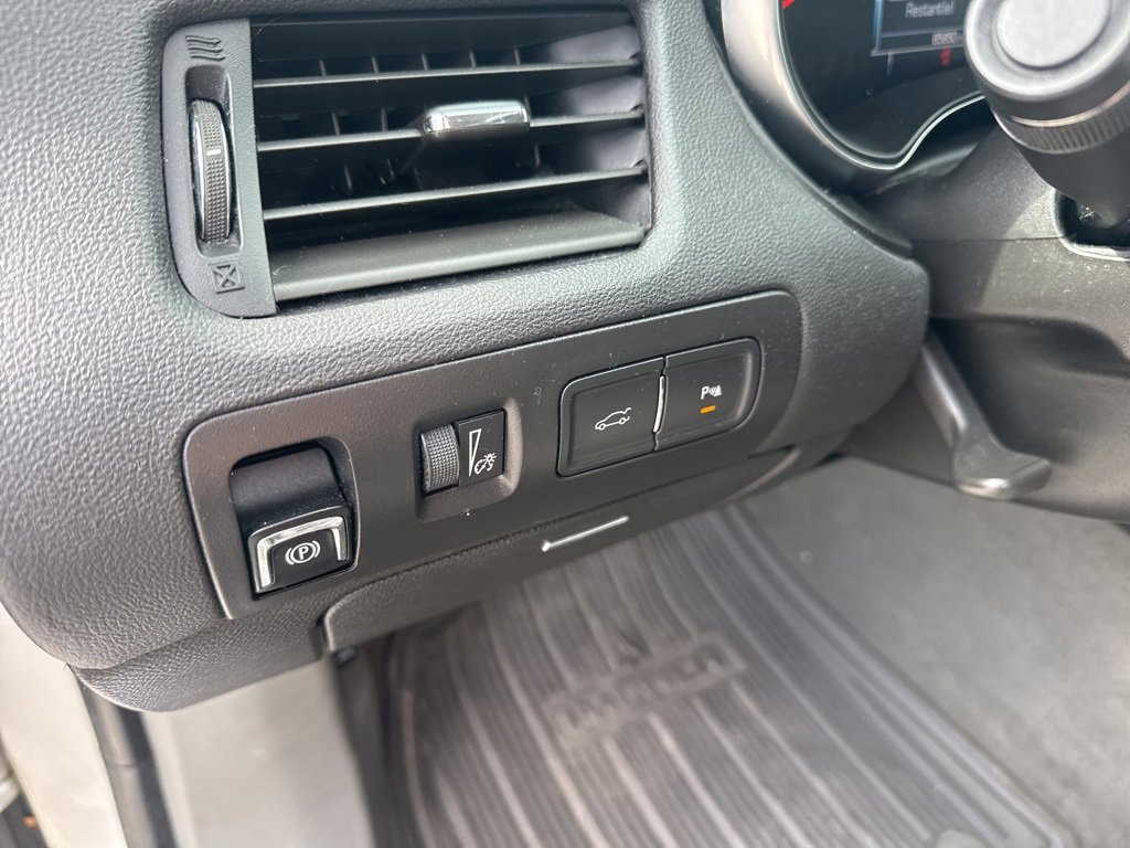 Used 2019 Chevrolet Impala LT w/ LT Leather Package image 20