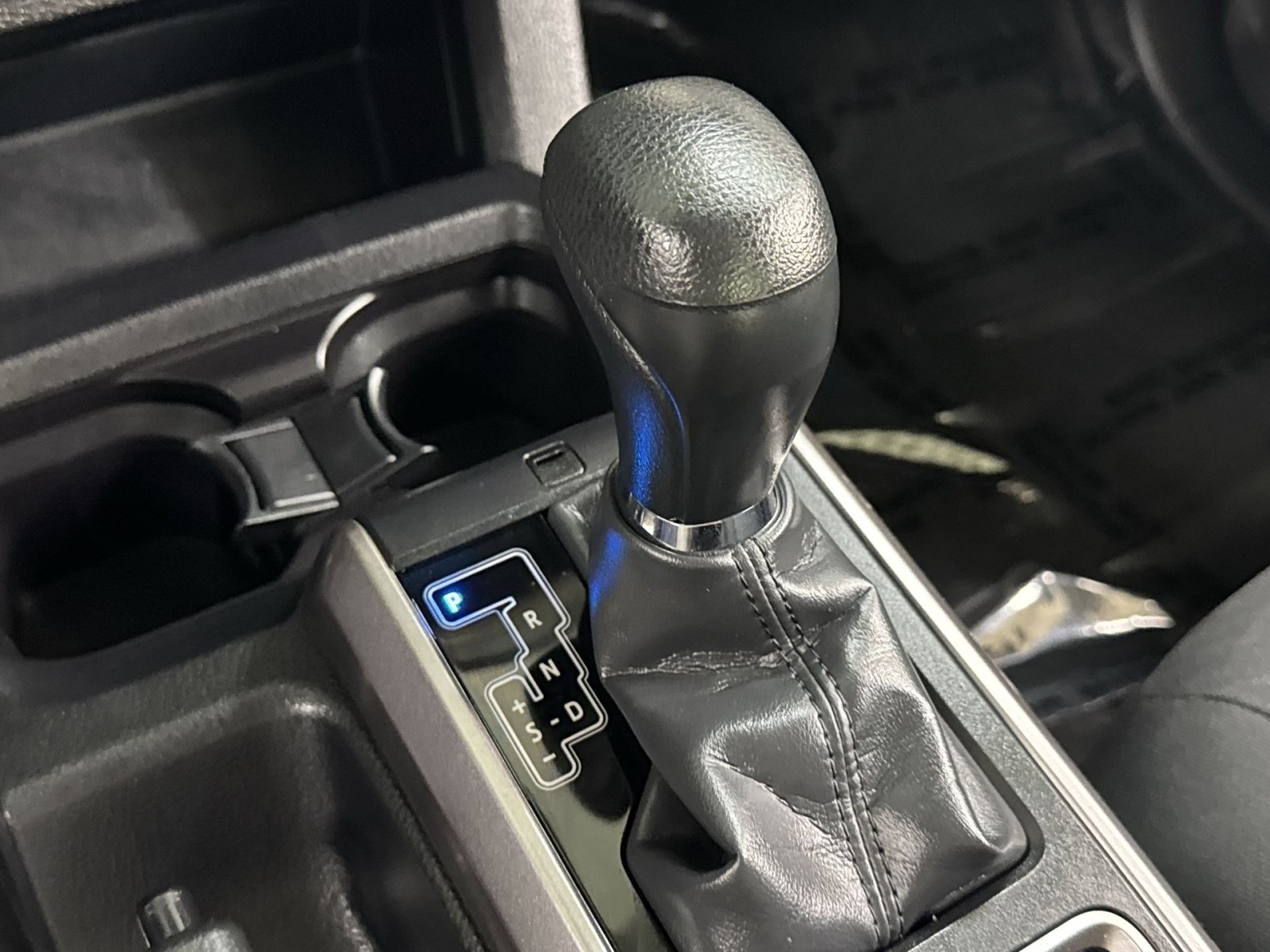 Used 2023 Toyota Tacoma SR5 AWD/4WD image 34