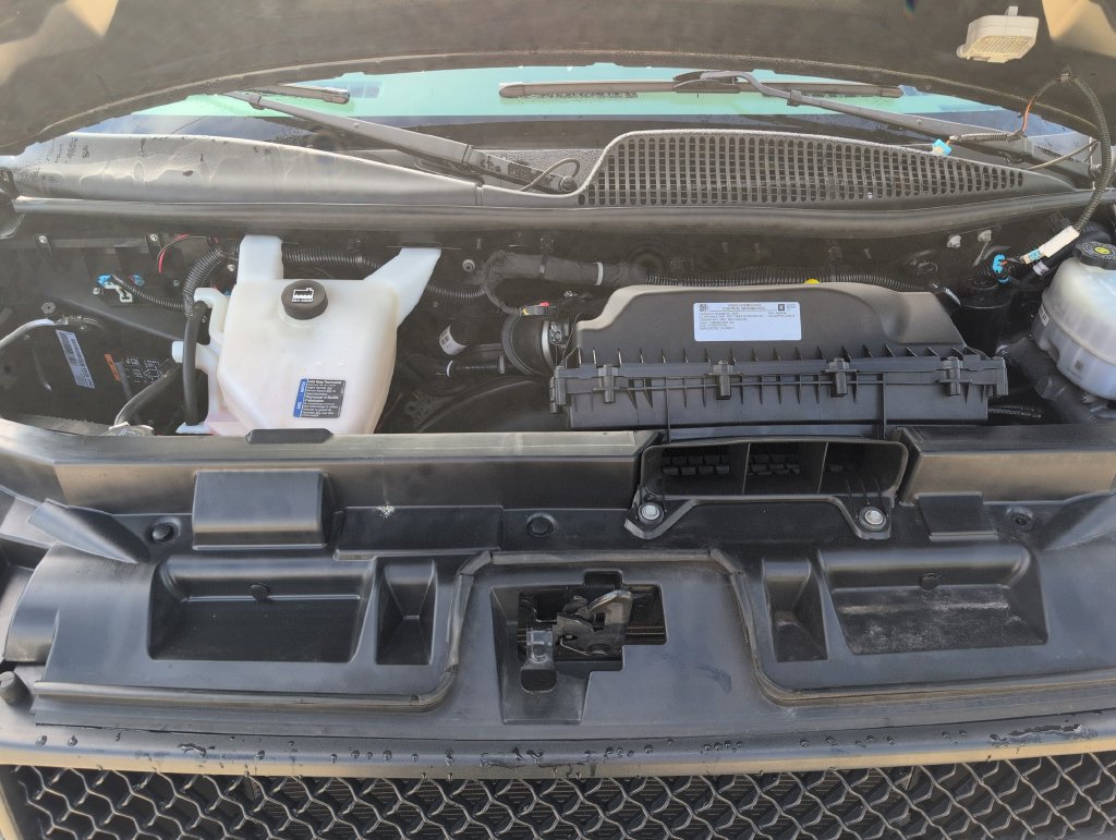 Used 2020 Chevrolet Express 3500 LT w/ LT Preferred Equipment Group RWD image 36