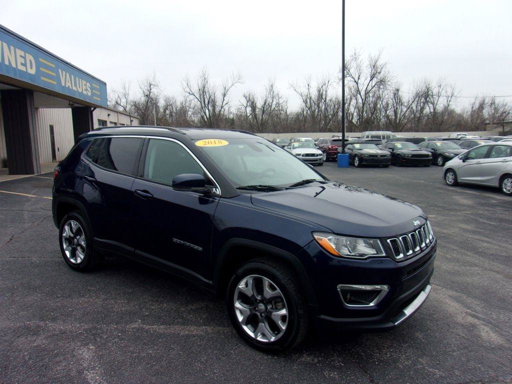 Used 2018 Jeep Compass Limited AWD/4WD image 3