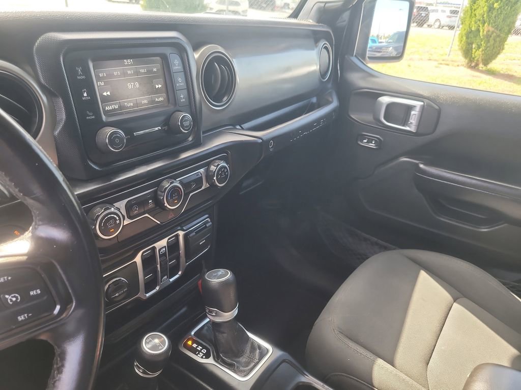 Used 2019 Jeep Wrangler Unlimited Sport S image 16