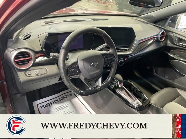 Used 2024 Chevrolet Trax RS w/ Driver Confidence Package image 34