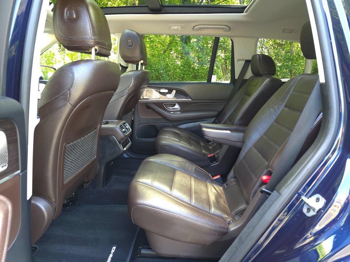 Used 2022 Mercedes-Benz GLS 450 4MATIC image 15