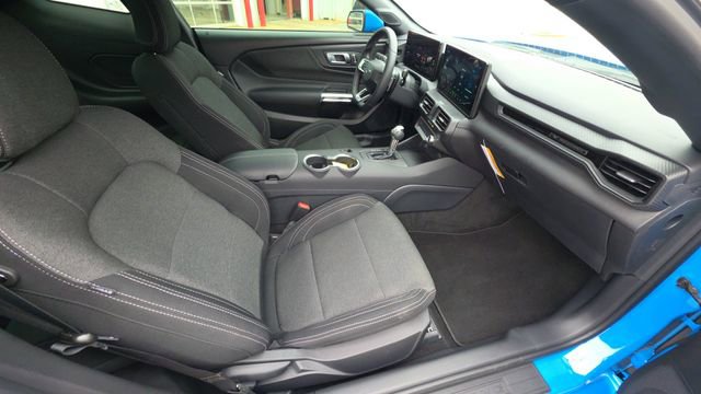 Used 2025 Ford Mustang GT image 23
