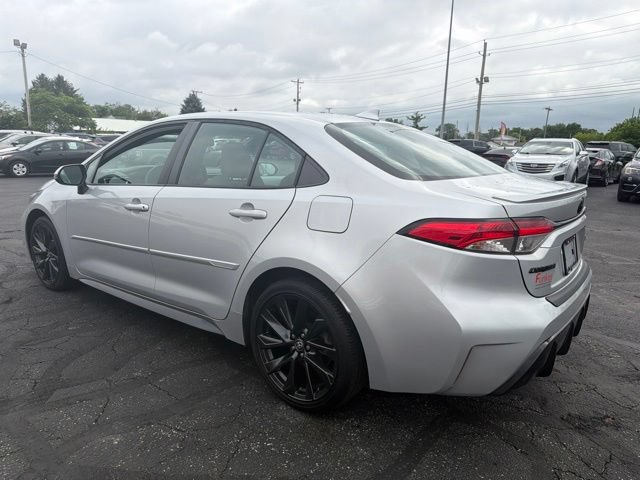 Used 2023 Toyota Corolla SE w/ Carpet Mat Package (TMS) FWD image 5
