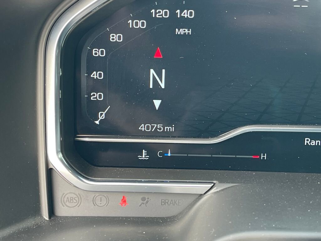 Used 2025 GMC Sierra 2500 Denali Ultimate w/ Max Trailering Package image 3