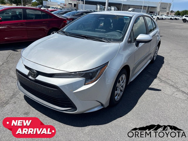 Used 2025 Toyota Corolla LE FWD image 12
