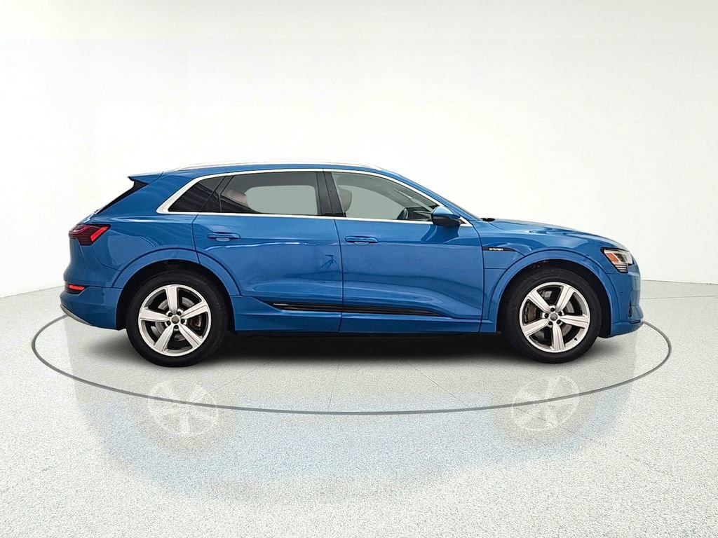 Used 2019 Audi e-tron Premium Plus AWD/4WD image 8