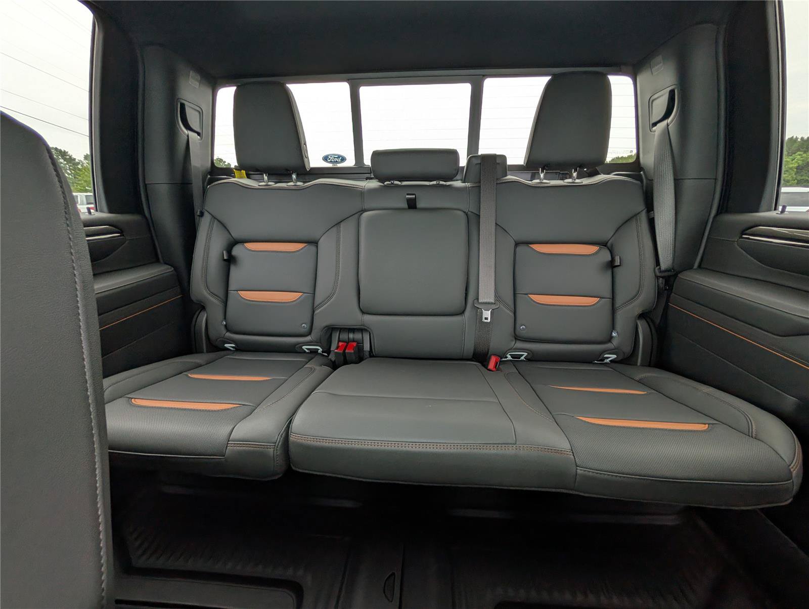 New 2026 GMC Sierra 2500 AT4 w/ AT4 Premium Plus Package AWD/4WD image 15