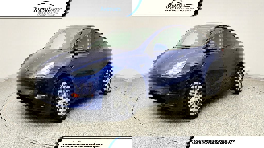 Used 2024 Tesla Model Y Long Range image 1