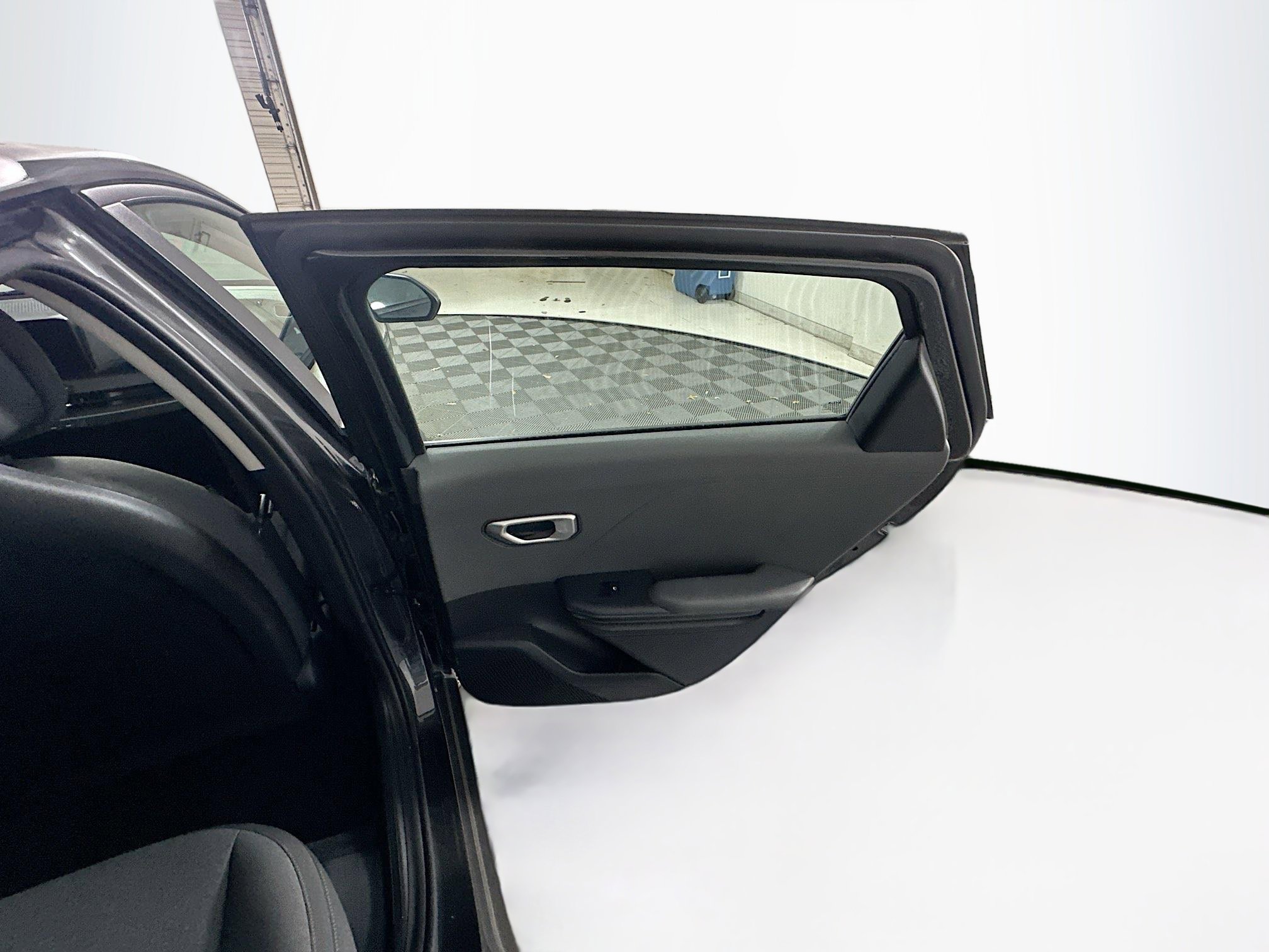 Used 2025 Kia K4 LXS FWD image 29