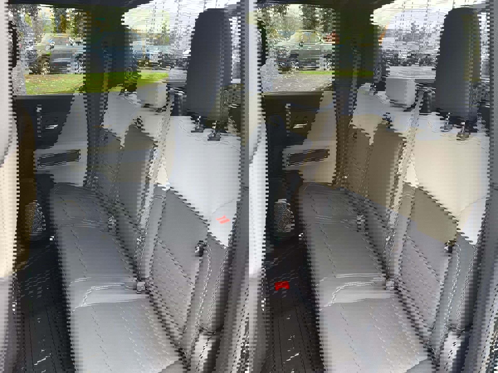 New 2026 GMC Hummer EV 4x4 Crew Cab w/ LPO, Dark Essentials Package image 59