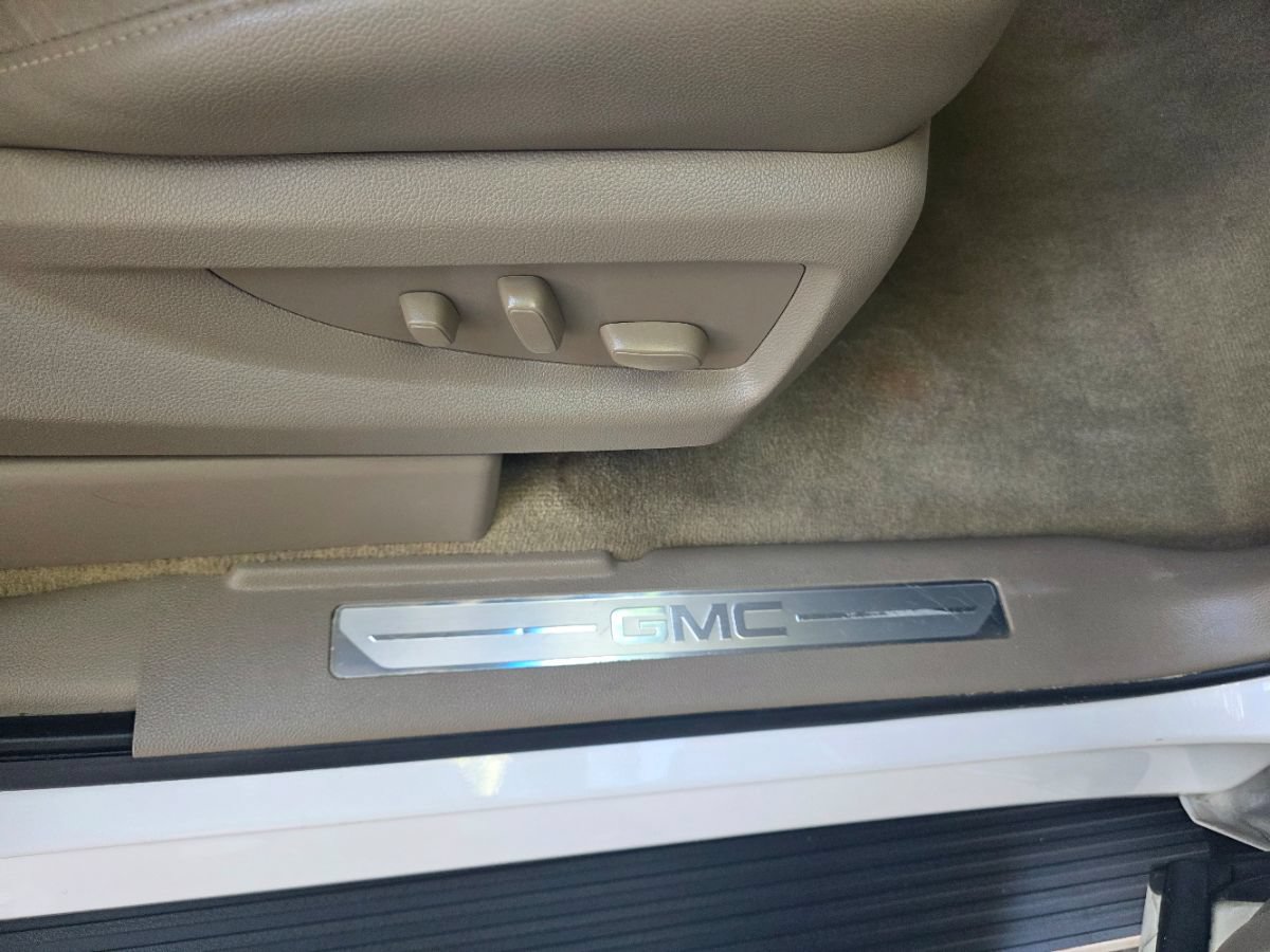 Used 2018 GMC Yukon SLT w/ HD Trailering Package RWD image 26