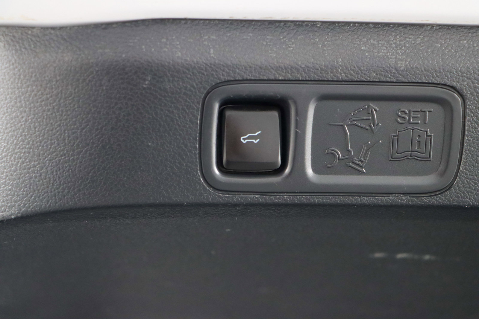 Used 2023 Ford Expedition Max Limited image 35