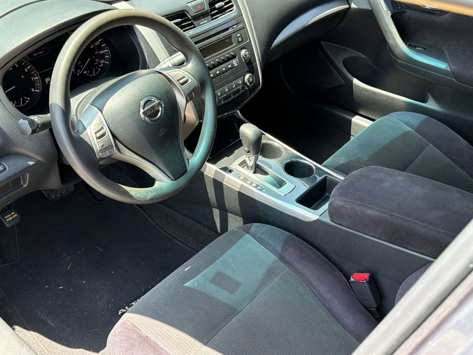 Used 2013 Nissan Altima 2.5 S FWD image 4