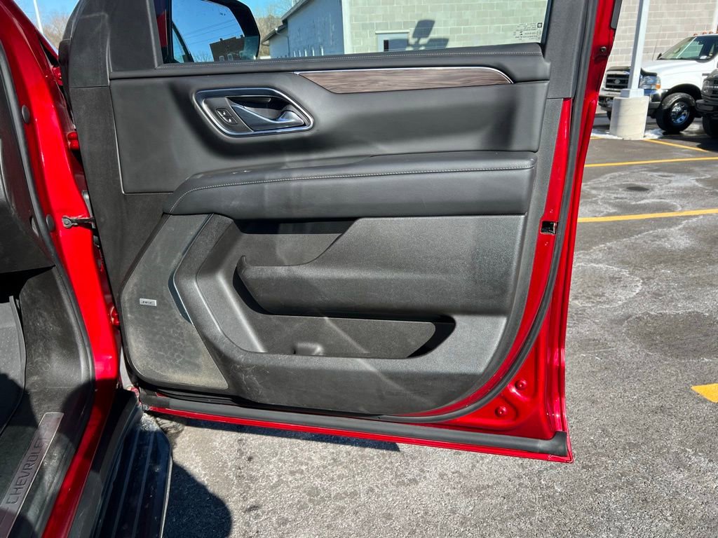 Used 2021 Chevrolet Tahoe LT w/ LT Signature Plus Package image 21