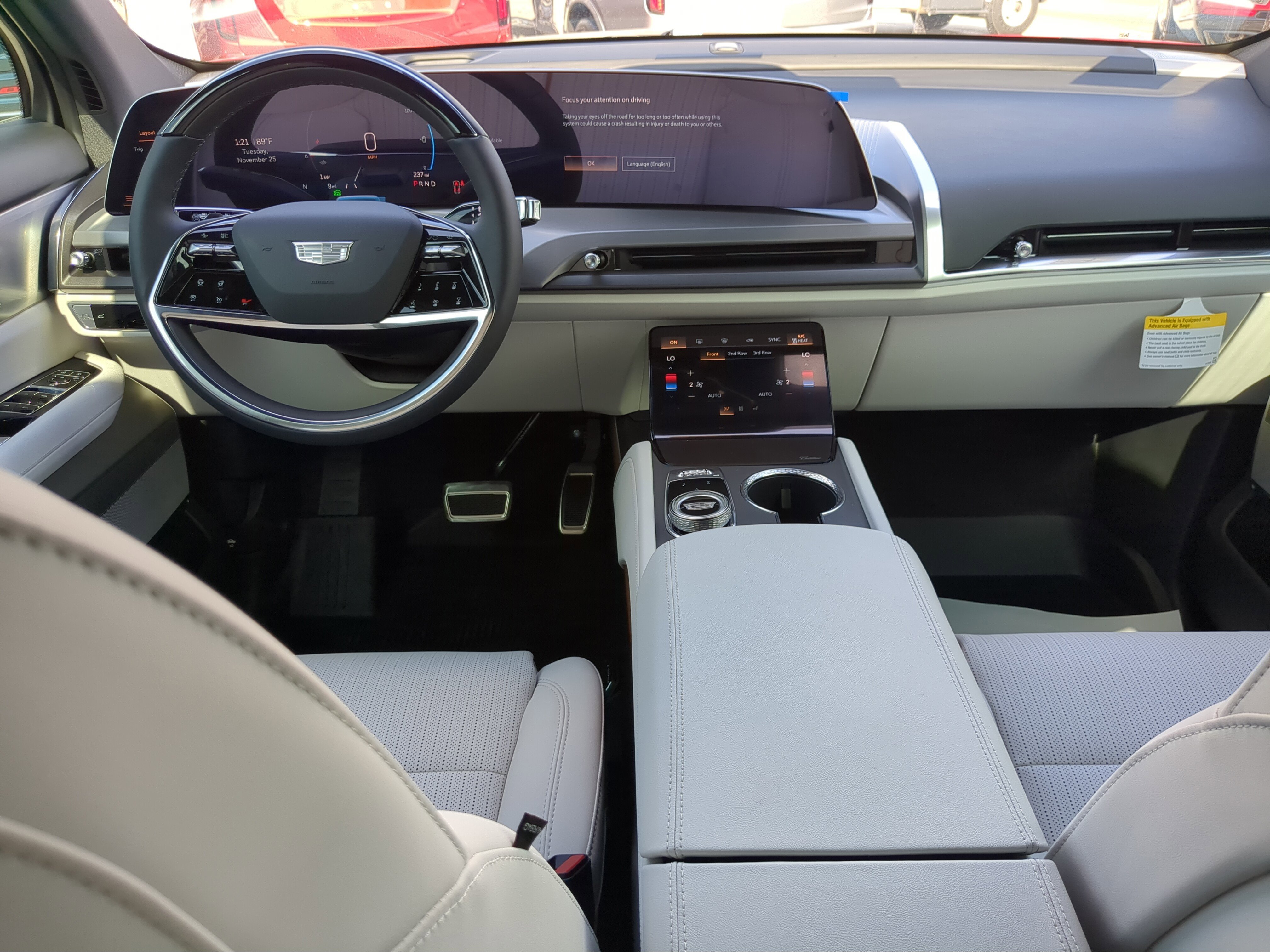 New 2026 Cadillac Vistiq Sport w/ LPO, Floor Liner Package image 13