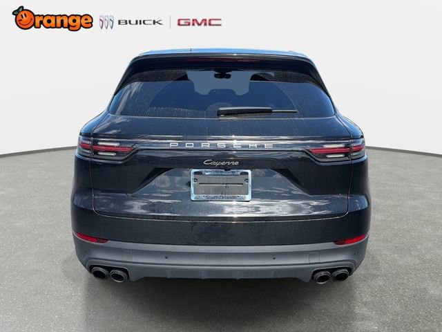 Used 2023 Porsche Cayenne Platinum Edition image 4