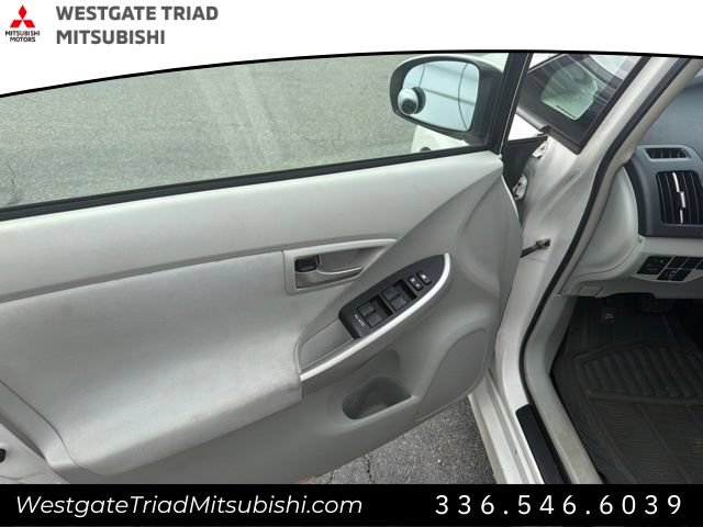 Used 2012 Toyota Prius Two FWD image 6