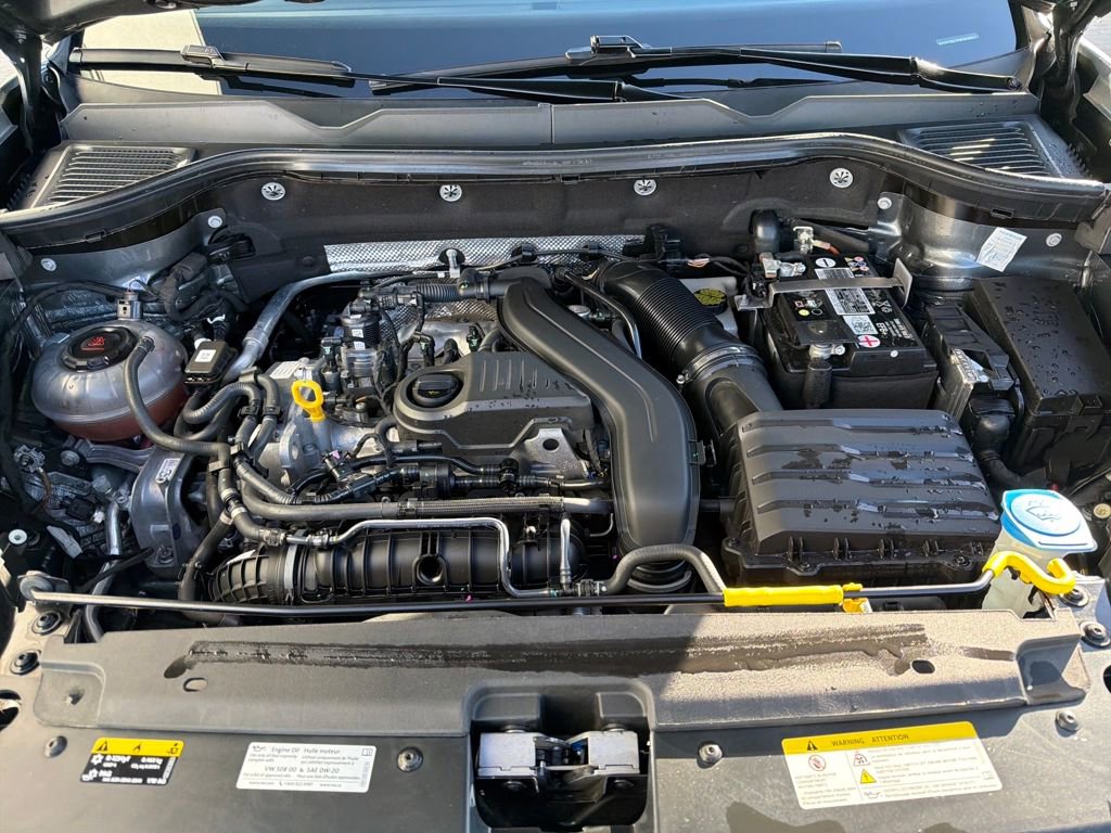 Certified 2023 Volkswagen Taos SE w/ Panoramic Sunroof Package image 24