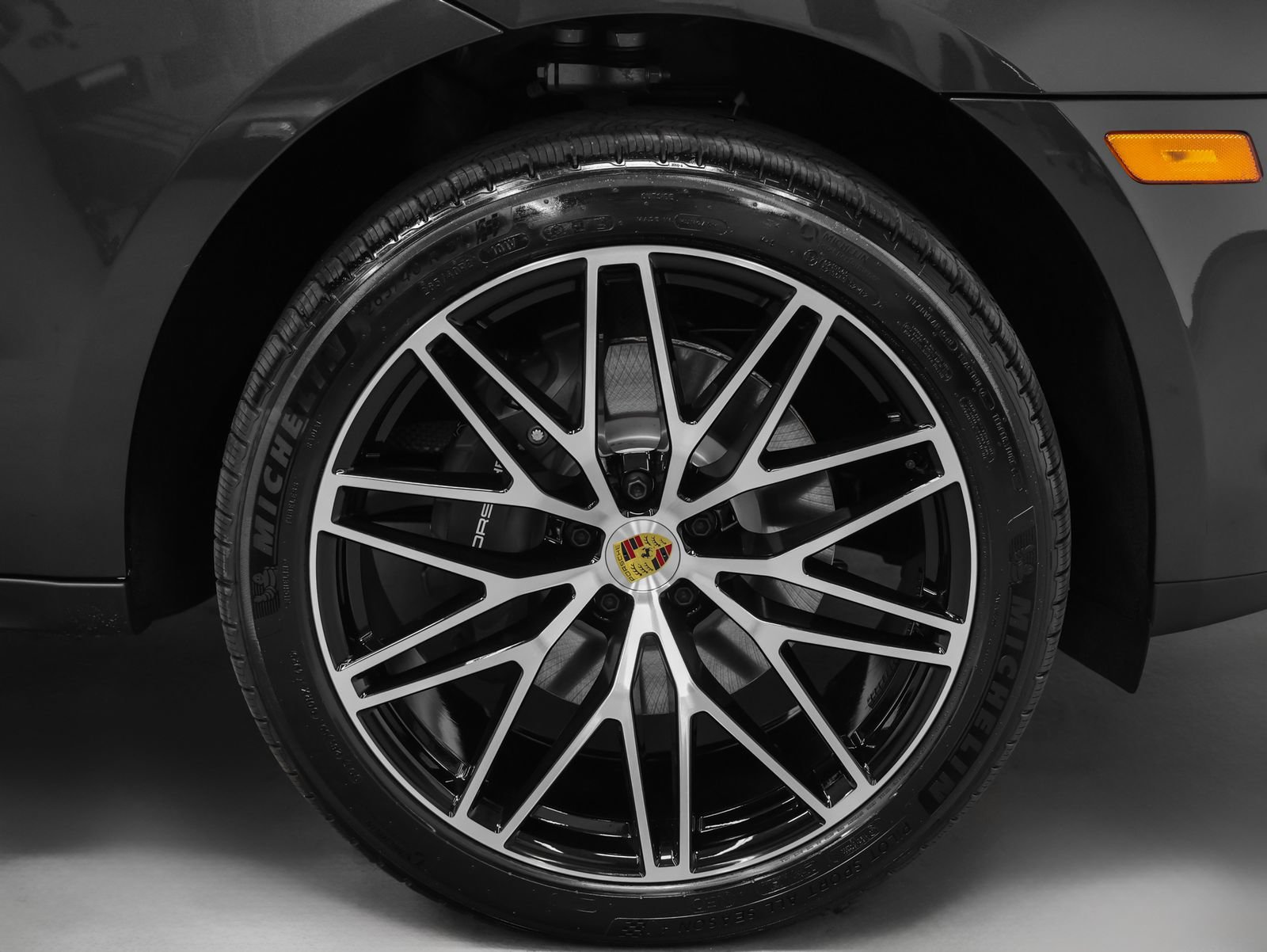 New 2026 Porsche Macan AWD/4WD image 16