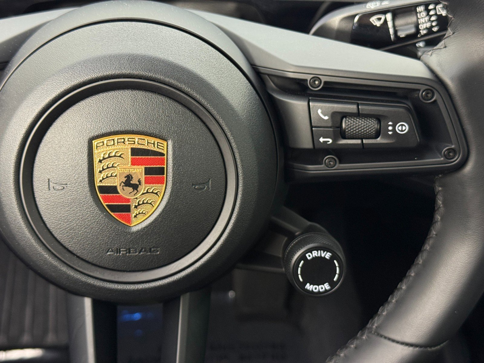 Used 2024 Porsche Taycan 4 Cross Turismo w/ Premium Package AWD/4WD image 23