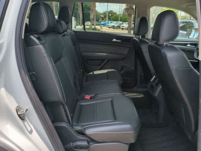 Used 2021 Volkswagen Atlas SE FWD image 21
